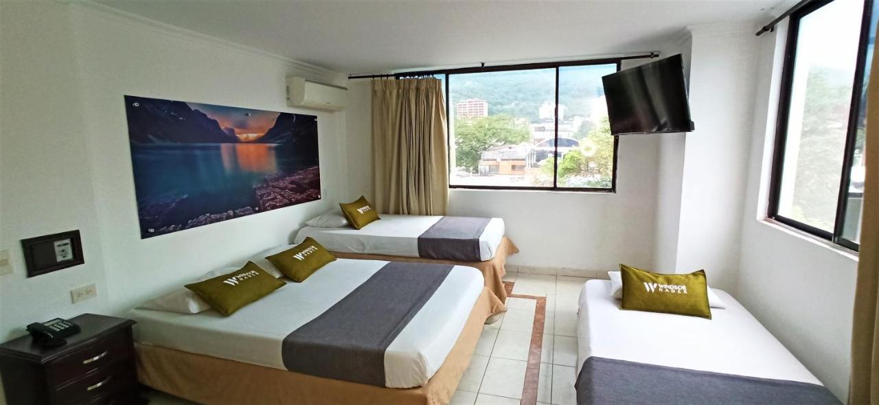 Hotel Windsor Plaza - Downtown Cali Buitenkant foto