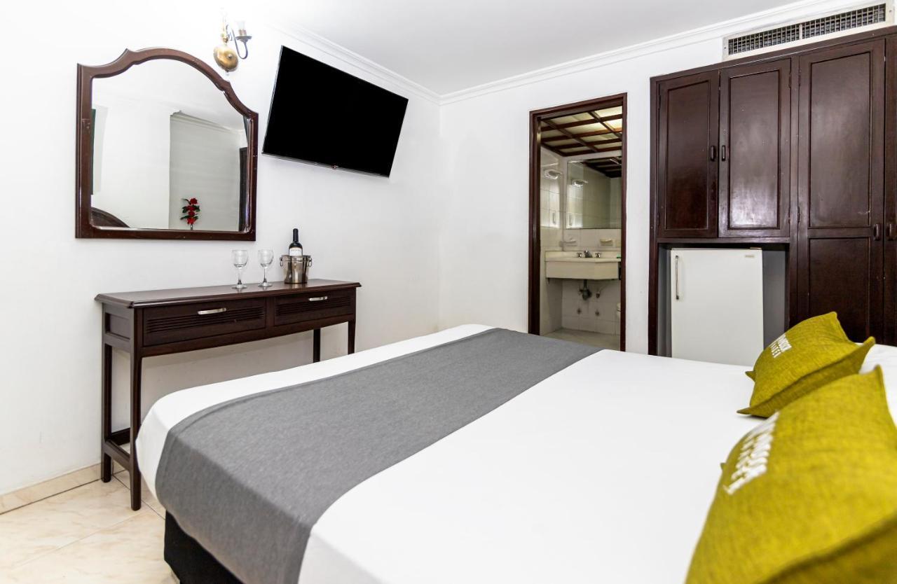 Hotel Windsor Plaza - Downtown Cali Buitenkant foto