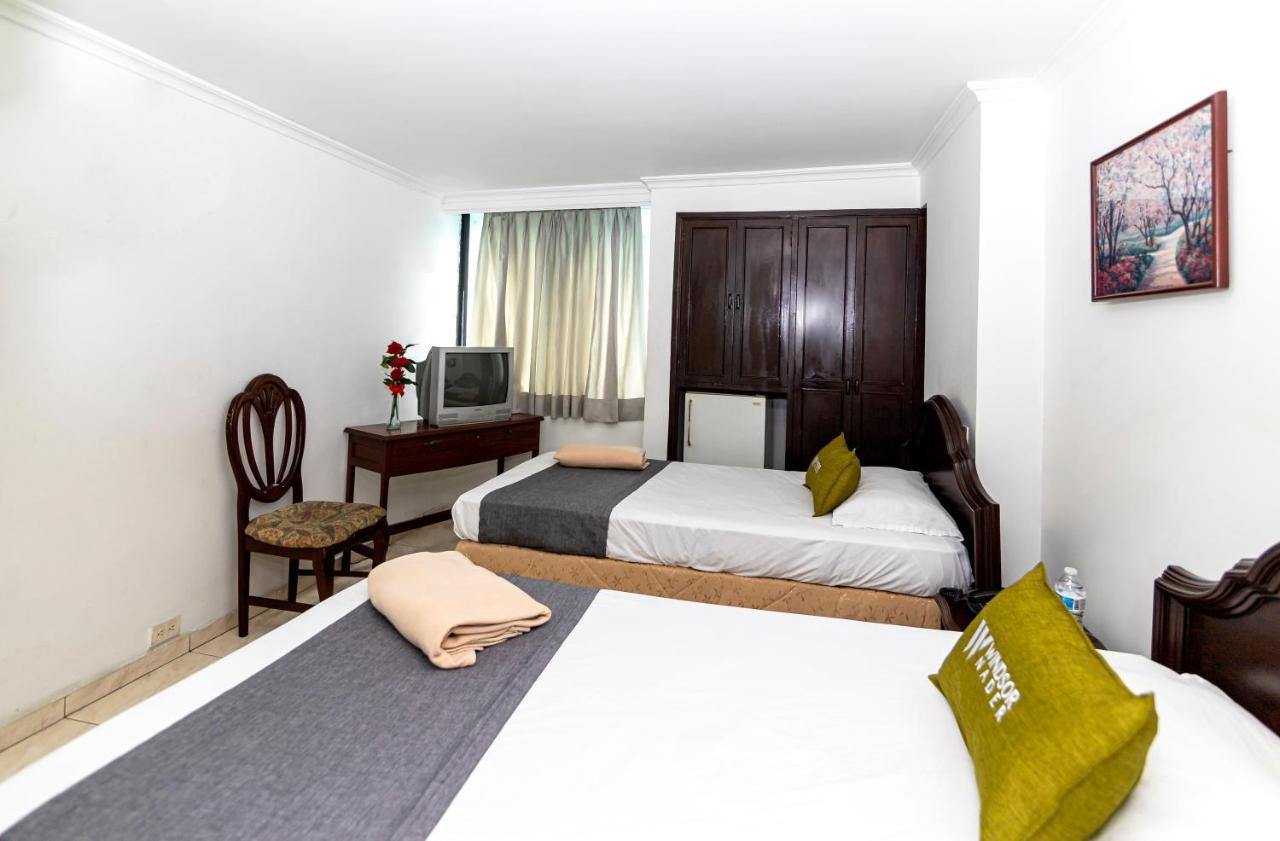 Hotel Windsor Plaza - Downtown Cali Buitenkant foto
