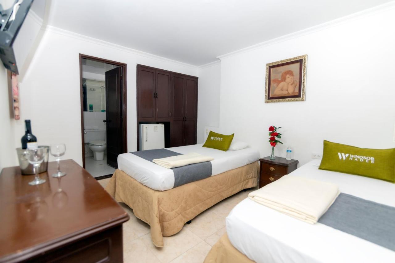 Hotel Windsor Plaza - Downtown Cali Buitenkant foto