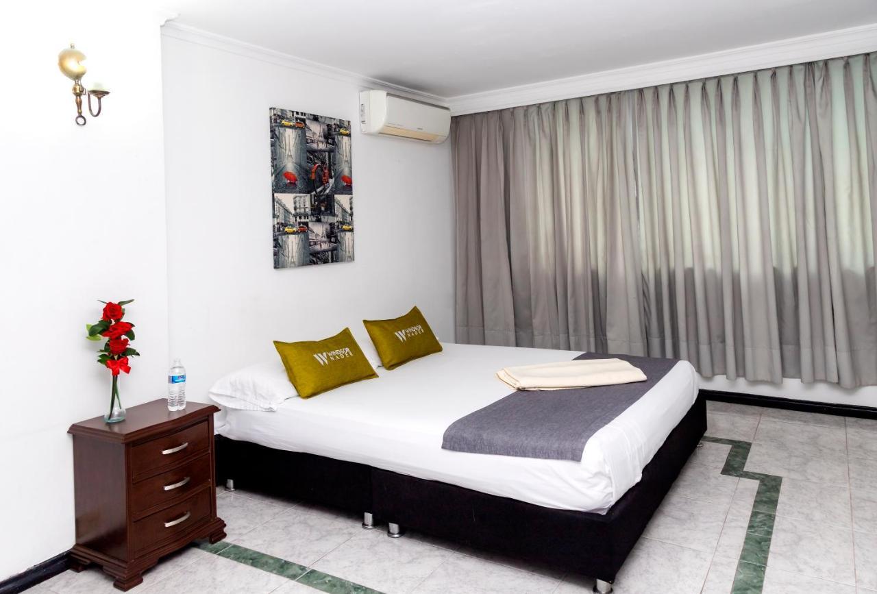 Hotel Windsor Plaza - Downtown Cali Buitenkant foto