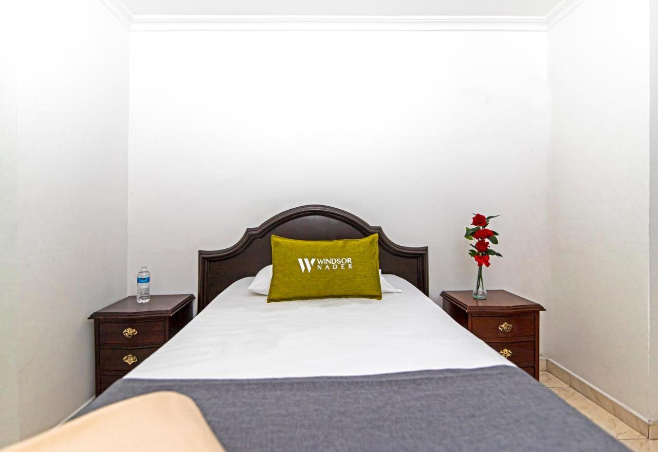 Hotel Windsor Plaza - Downtown Cali Buitenkant foto
